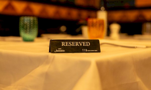 How to Manage Restaurant Reservations with a WordPress Plugin