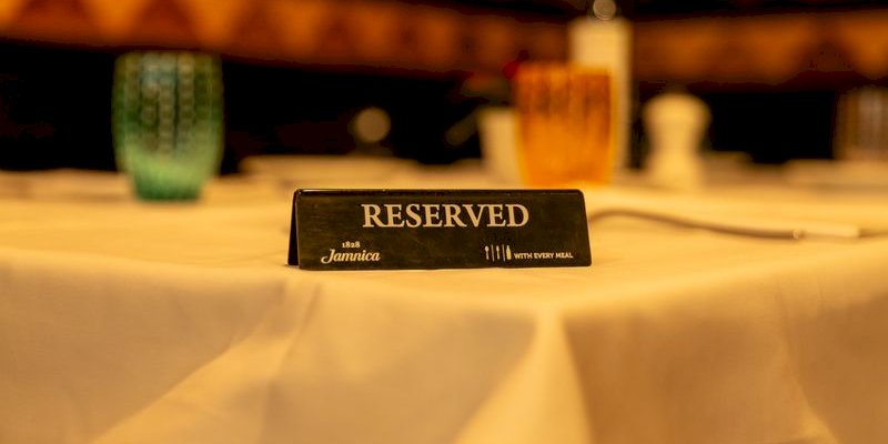 How to Manage Restaurant Reservations with a WordPress Plugin