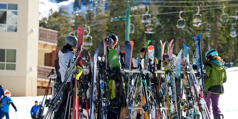 Booking Plugin for ski resorts: Simplify Guest Reservations