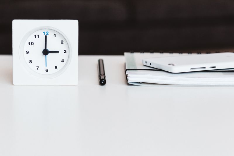 How to set up hourly booking slots in WooCommerce for service-based businesses?