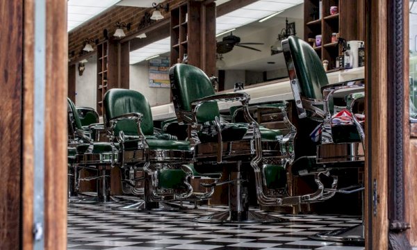 What are the most cost-effective hair salon booking software options for independent stylists?