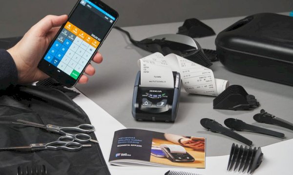 What are the best free salon booking system options for small businesses?