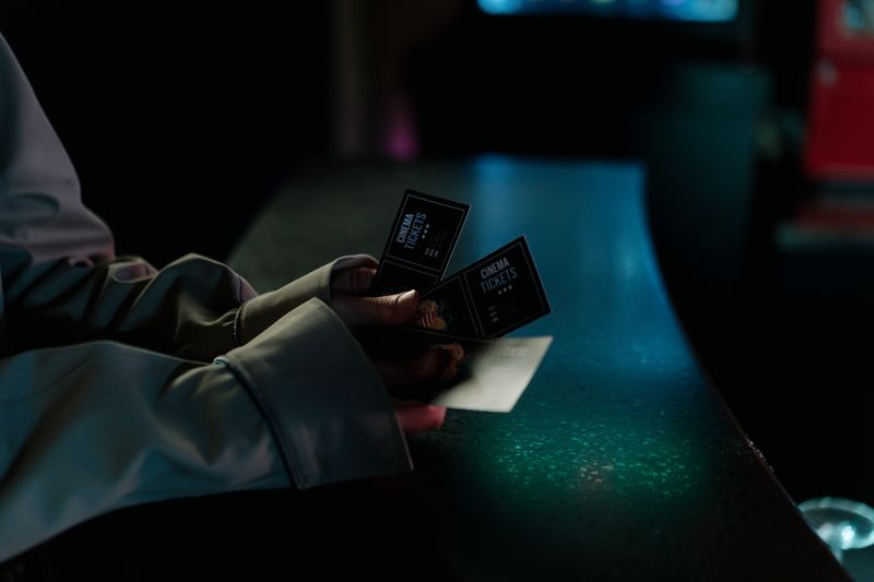 What are the best WordPress plugins for cinema showtime and seat reservation management?