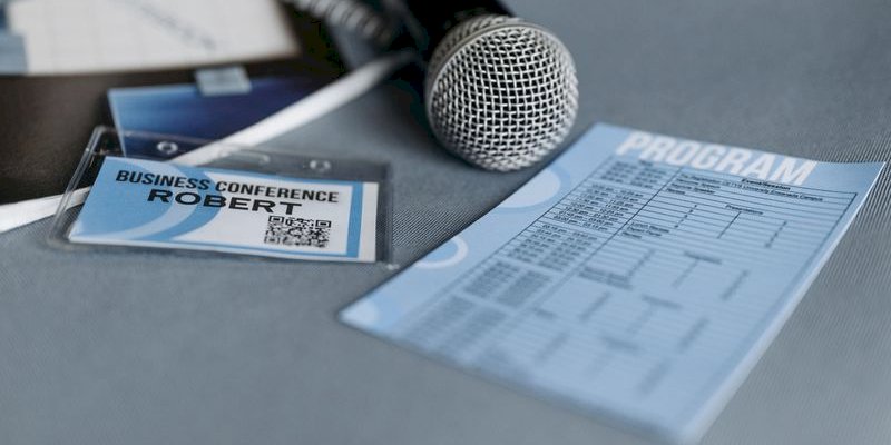 How can I add a responsive event schedule to my WordPress dashboard?